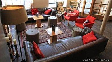 House Hotel